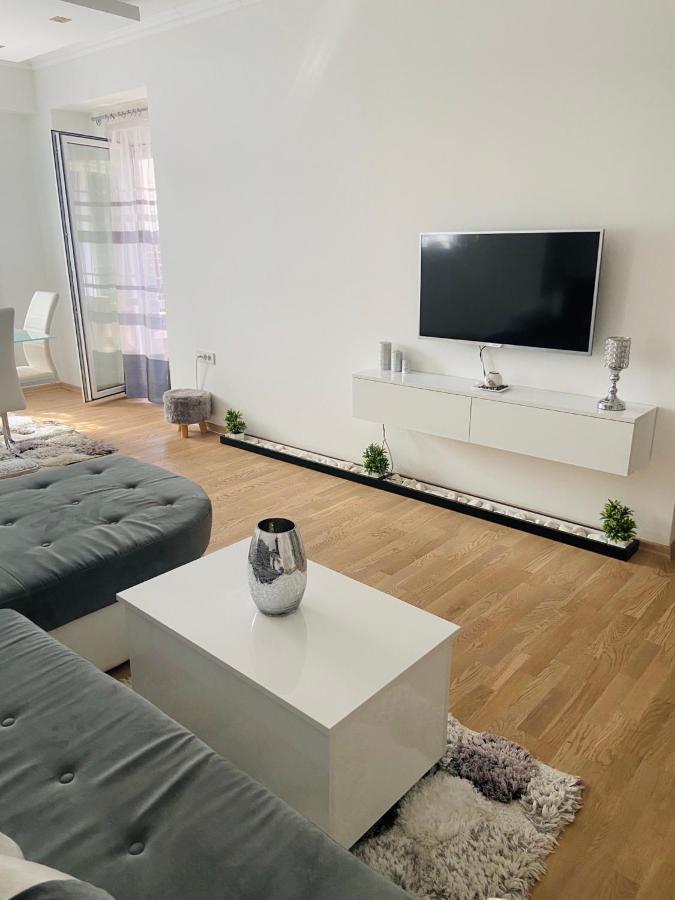 Royal King Apartment Куманово Екстериор снимка