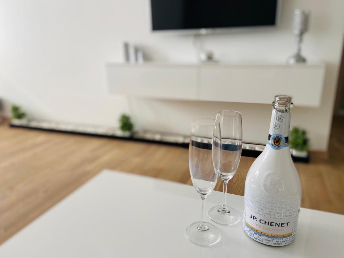 Royal King Apartment Куманово Екстериор снимка
